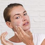 کرم لایه بردار حاوی آلومینیوم اکساید کابین بایومارین حجم 200 میل - تصویر 2